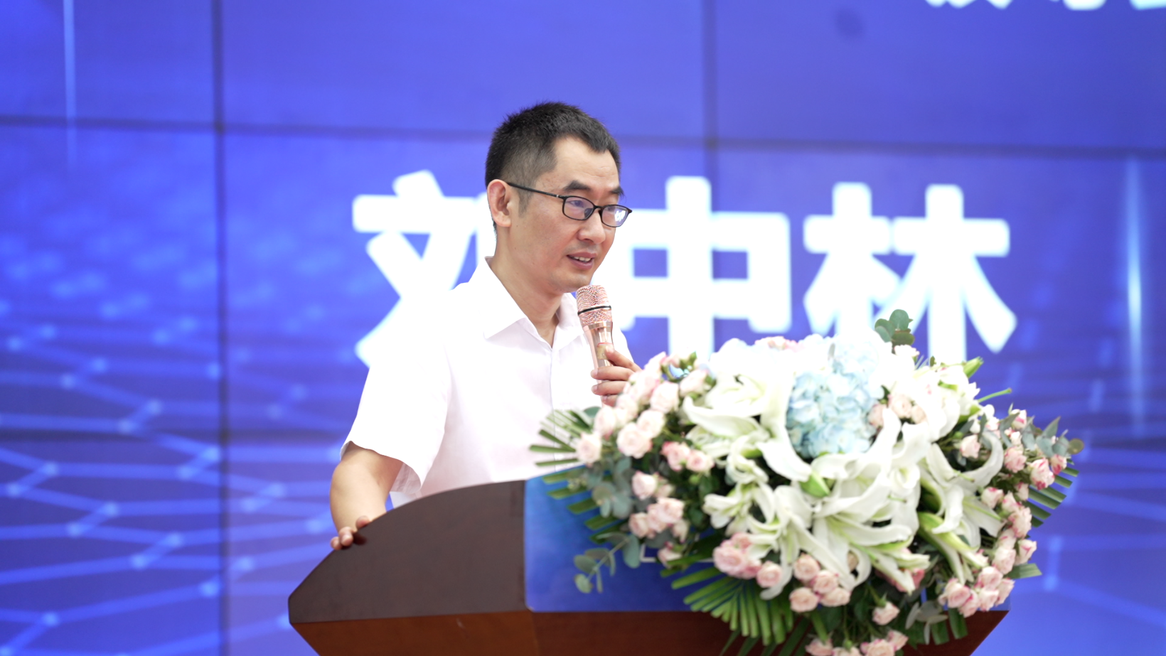 喜訊 | 重慶宇隧再次單筆億元設(shè)備采購(gòu)簽約儀式圓滿舉行！