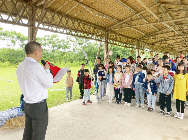 品味經(jīng)典 筑夢童年 爭做新時代好少年