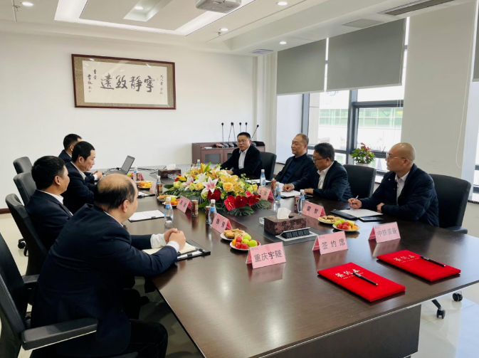 喜簽30列大噸位水平運輸編組丨中鐵裝備設備公司與重慶宇隧達成戰(zhàn)略合作