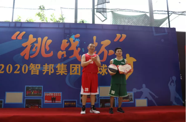 迎籃而上，挑戰(zhàn)自我