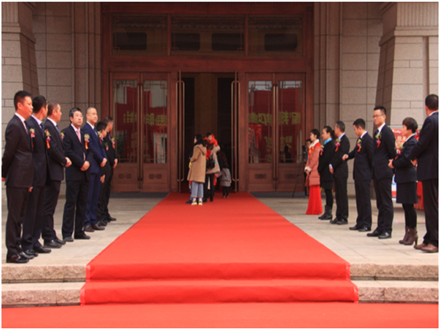 走進(jìn)新時(shí)代、肩負(fù)新使命、踏上新時(shí)代 智邦集團(tuán)2017年度工作會(huì)議暨 2018年新春團(tuán)拜宴大會(huì)報(bào)道